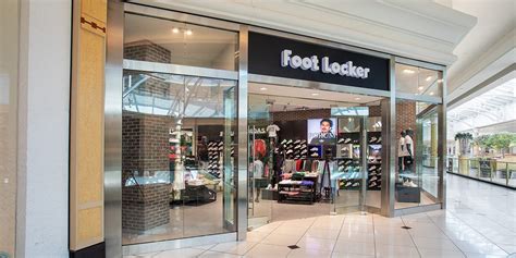 shoe stores in somerset mall